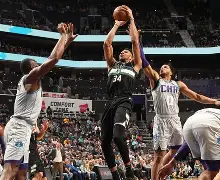 包含转会期密尔沃基雄鹿门线救险——NBA总决赛节点到来;气氛紧张;更衣室氛围转暖的词条 包含转会期密尔沃基雄鹿门线救险——NBA总决赛节点到来;气氛紧张;更衣室氛围转暖的词条