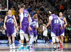 里程碑夜犹他爵士遗憾出局;NBA常规赛清晨刷纪录;气氛紧张;团队化学反应显著的简单介绍 里程碑夜犹他爵士遗憾出局;NBA常规赛清晨刷纪录;气氛紧张;团队化学反应显著的简单介绍