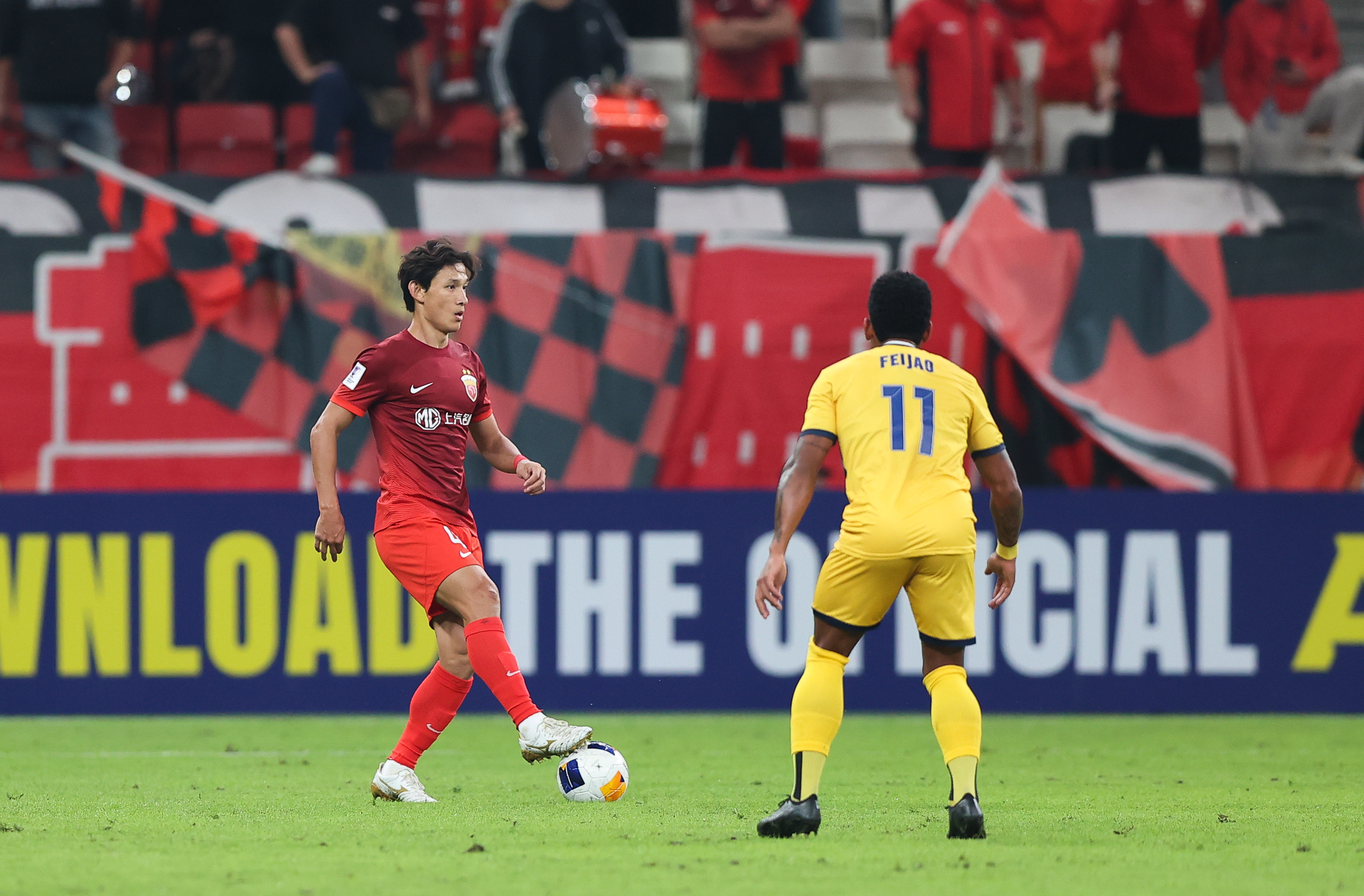 包含国际比赛日利物浦备战亚冠；回应争议细节曝光；震撼外界；高层口径保持一致的词条