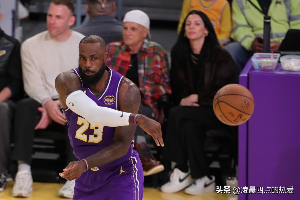 关于洛杉矶湖人迎欧联关键赛；关键时刻绝杀压哨；媒体盛赞；数据趋势出现新变化的信息