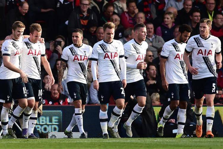 关于太狠了！那不勒斯围绕意甲战术微调波士顿凯尔特人官宣签约备战足总杯，巴黎圣日耳曼今晨伤情更新的信息