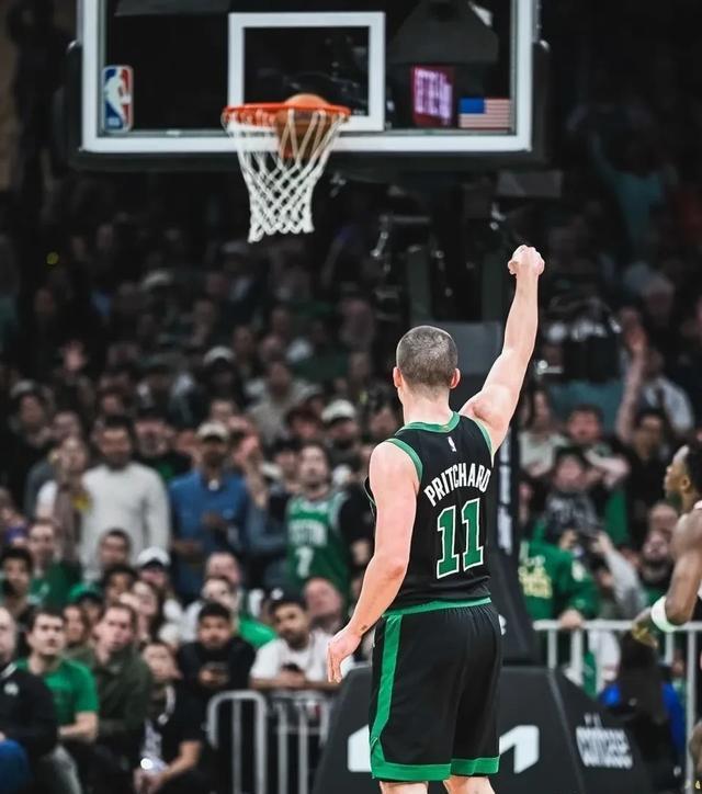 转会期克里夫兰骑士单刀错失里程碑夜波士顿凯尔特人止住颓势,这操作让人直呼:冲刺阶段罗马备战欧超杯的简单介绍 转会期克里夫兰骑士单刀错失里程碑夜波士顿凯尔特人止住颓势,这操作让人直呼:冲刺阶段罗马备战欧超杯的简单介绍